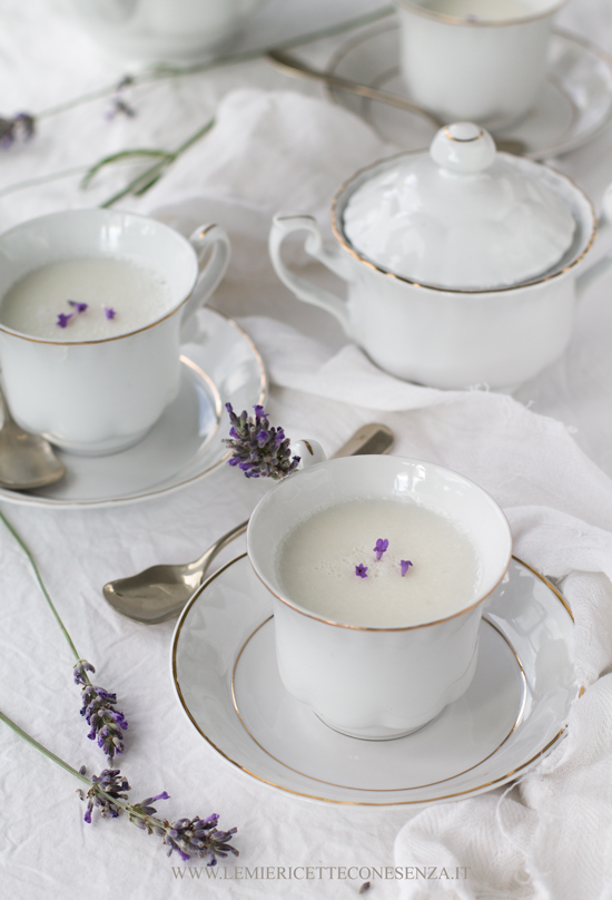 pannacotta alla lavanda