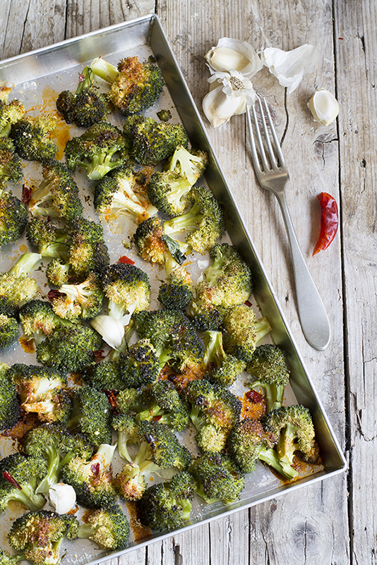 La ricetta delle cime di broccolo al forno